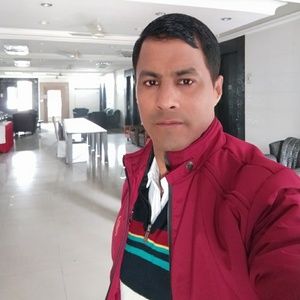 Meet your Posher, Kailash